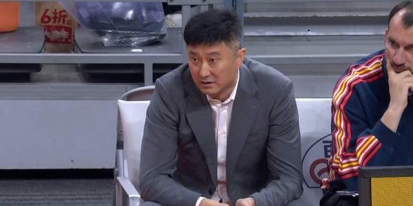 要更换外援吗？杜锋给出答案，广东在等一个人，萨林杰疑似被裁了