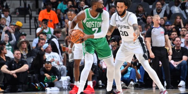 8三分轰39+11，文班平生涯纪录！3点助马刺17战16胜连斩争冠大热